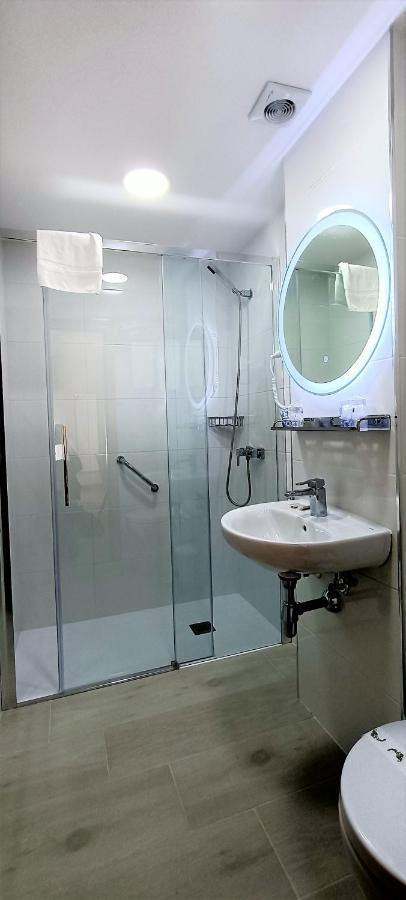 Hotel Vilagarcia Vilagarcia de Arousa Ngoại thất bức ảnh